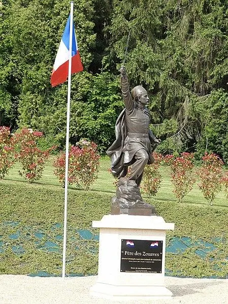 Foto di Zouave Hill - WCOMFR - © Creative Commons (https://creativecommons.org/licenses/by-sa/4.0/deed.fr)