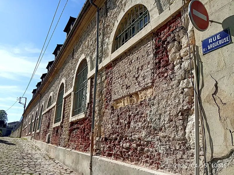 Foto di Distretto di Bourcier - PoSOL120 - © Creative Commons (https://creativecommons.org/licenses/by-sa/4.0/deed.fr)
