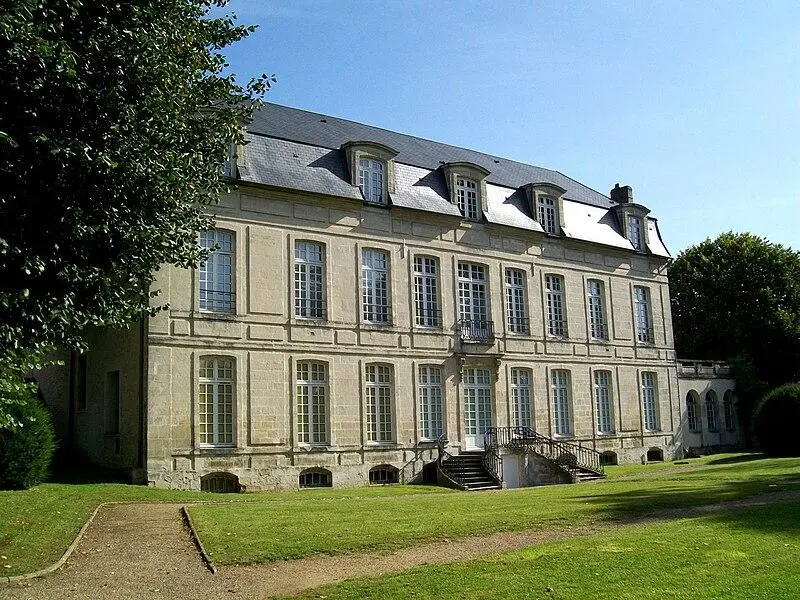 Foto von Villa - P.poschadel - © Creative Commons (https://creativecommons.org/licenses/by-sa/4.0/deed.fr)