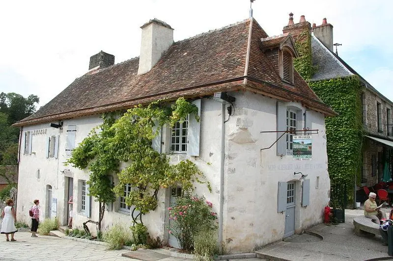 Foto von Ehemaliger Auberge de Moisy - Pradigue - © Creative Commons (https://creativecommons.org/licenses/by-sa/4.0/deed.fr)