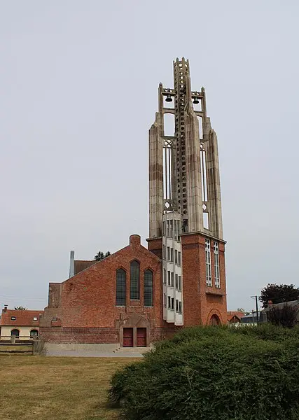 Foto di Notre-Dame Church - René Hourdry - © Creative Commons (https://creativecommons.org/licenses/by-sa/4.0/deed.fr)