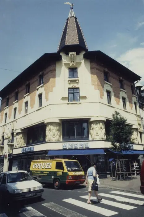 Picture of Former Fournier bookstore - POP Plateforme Ouverte du Patrimoine / Base Mérimée - © Ministère de la Culture (France), Médiathèque du patrimoine et de la photographie, tous droits réservés