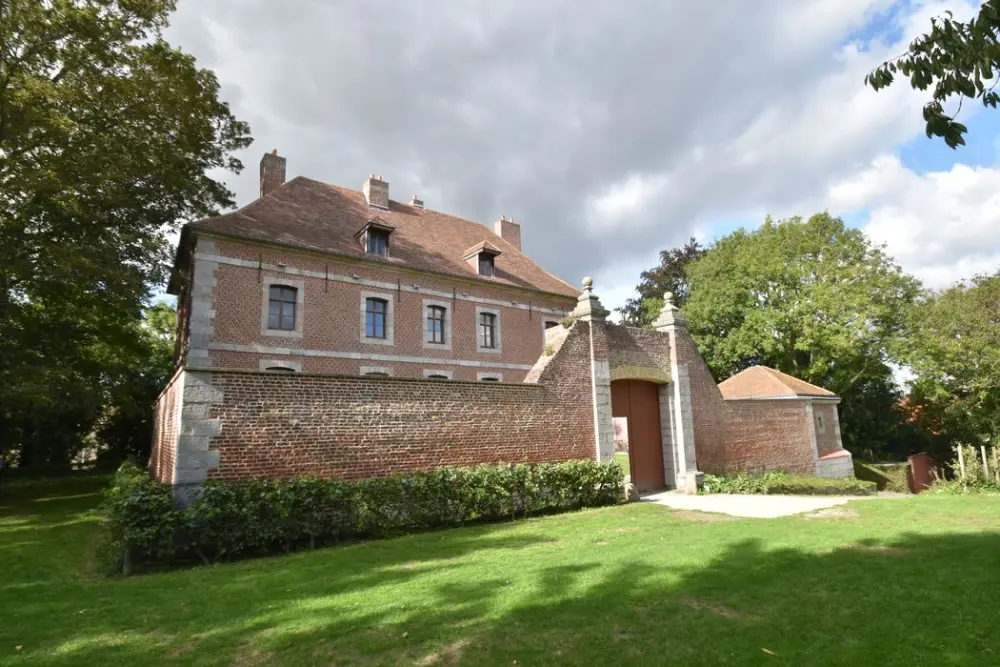 Foto di PRIGIONE DEL MOTTE CASTRAL e BAILIWICK - POP Plateforme Ouverte du Patrimoine / Base Mérimée - © Ministère de la Culture (France), Médiathèque du patrimoine et de la photographie, diffusion GrandPalaisRmn Photo