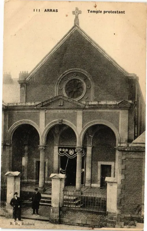 Foto von Protestantischer Tempel - Sous licence Creative Commons (https://creativecommons.org/licenses/by-sa/4.0/deed.fr) - Par Hypsibius - © Creative Commons (https://creativecommons.org/licenses/by-sa/4.0/deed.fr)
