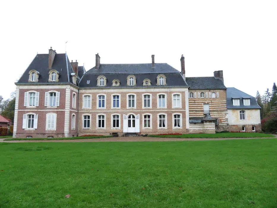 Foto di Château de Verchin - POP Plateforme Ouverte du Patrimoine / Base Mérimée - © Ministère de la Culture (France), Direction Régionale des Affaires Culturelles des Hauts-de-France – Tous droits réservés 