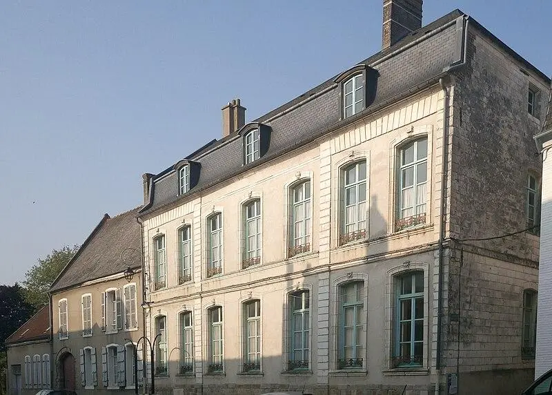 Foto de Ex Loyysel Hotel le Gaucher - Leroypy - © Creative Commons (https://creativecommons.org/licenses/by-sa/4.0/deed.fr)