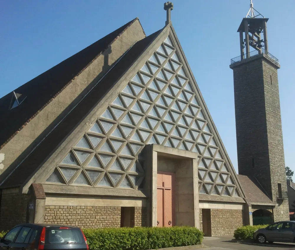 Foto di Chiesa di Saint-Vincent-De-Paul - Sous licence Creative Commons (https://creativecommons.org/licenses/by-sa/4.0/deed.fr) - Par Bateloupreaut - © Creative Commons (https://creativecommons.org/licenses/by-sa/4.0/deed.fr)