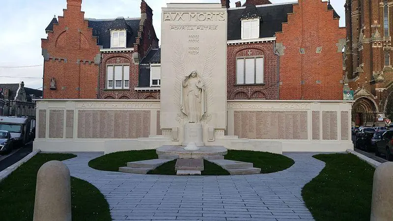 Picture of Dead monument - Floflo62 - © Creative Commons (https://creativecommons.org/licenses/by-sa/4.0/deed.fr)