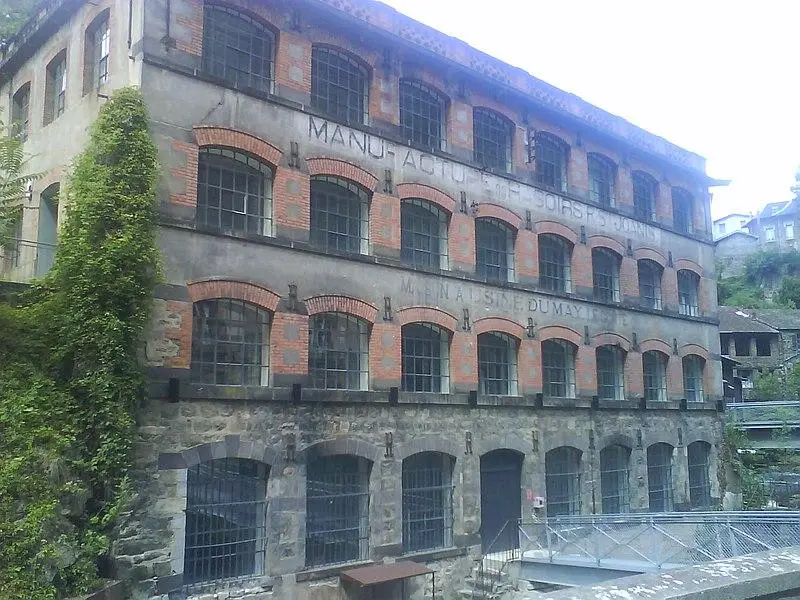 Foto de Mays Factory - Sylenius - © Creative Commons (https://creativecommons.org/licenses/by-sa/4.0/deed.fr)