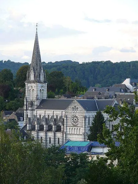 Foto von Notre-Dame Church - This illustrationwas made byPeter Potrowl. Please - © Creative Commons (https://creativecommons.org/licenses/by-sa/4.0/deed.fr)