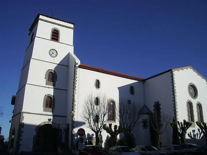 Picture of Saint-Vincent-Diacre Church - Josu Goñi Etxabe - © Creative Commons (https://creativecommons.org/licenses/by-sa/4.0/deed.fr)