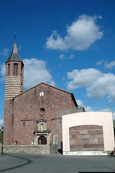 Foto von Saint-Julien-D'Antioche-Kirche - L’auteur n’a pas pu être identifié automatiquement - © Creative Commons (https://creativecommons.org/licenses/by-sa/4.0/deed.fr)