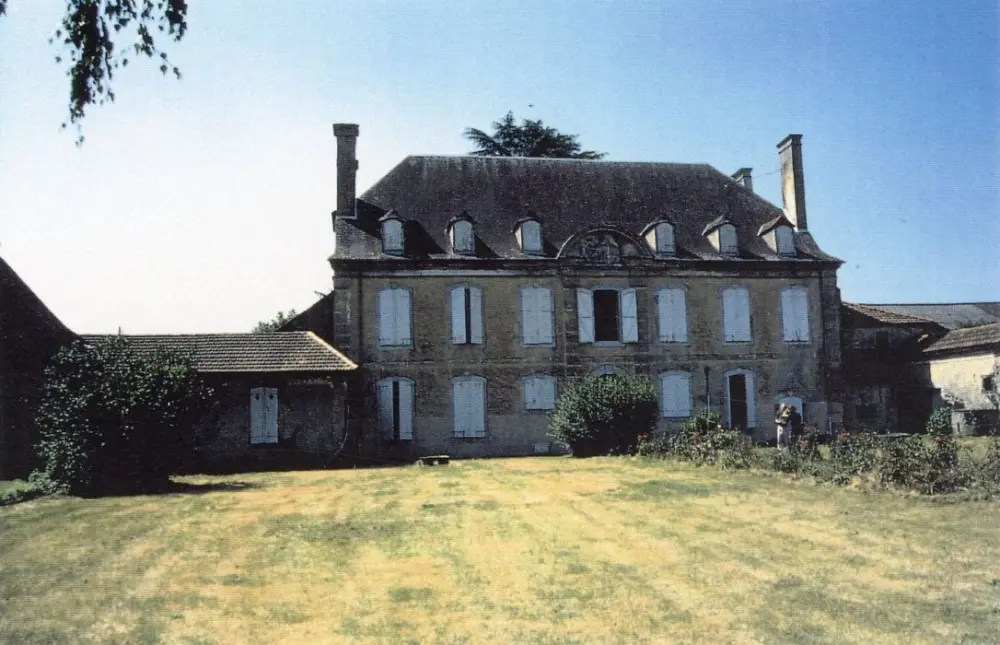 Foto von Bazet Manor - POP Plateforme Ouverte du Patrimoine / Base Mérimée - © Ministère de la Culture (France), Médiathèque du patrimoine et de la photographie, Tous droits réservés 