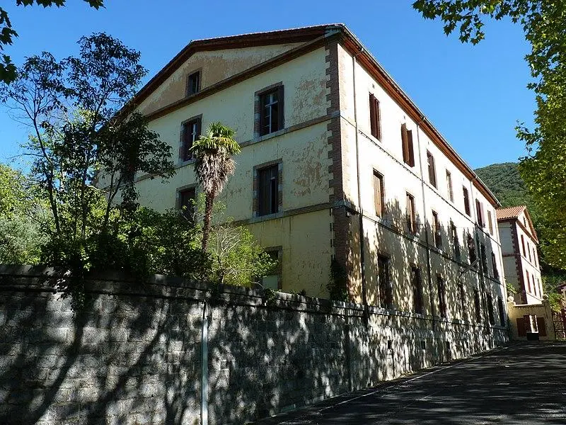 Foto von Ehemaliges Thermalkrankenhaus der Armee - Nicosan66 - © Creative Commons (https://creativecommons.org/licenses/by-sa/4.0/deed.fr)