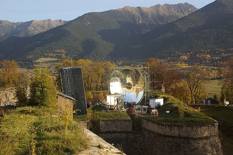 Foto von Mont-Louis Solarofen - SBA73 - © Creative Commons (https://creativecommons.org/licenses/by-sa/4.0/deed.fr)