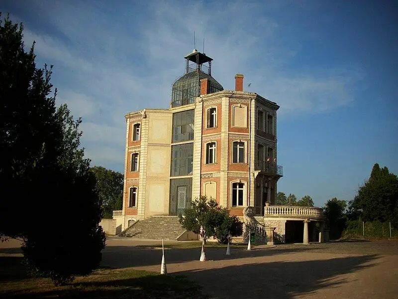 Foto von Ehemalige Schweizer Mutterschaft von Elne, ehemaliges Schloss von En Bardou - Thomas Dob. - © Creative Commons (https://creativecommons.org/licenses/by-sa/4.0/deed.fr)