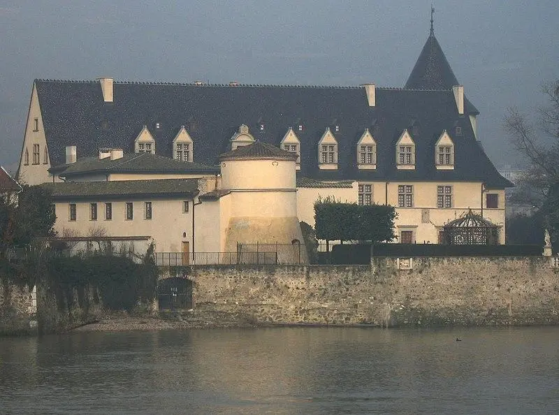 Foto von Schloss - PHILDIC - © Creative Commons (https://creativecommons.org/licenses/by-sa/4.0/deed.fr)