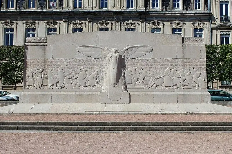 Foto von Toter Denkmal - Chabe01 - © Creative Commons (https://creativecommons.org/licenses/by-sa/4.0/deed.fr)