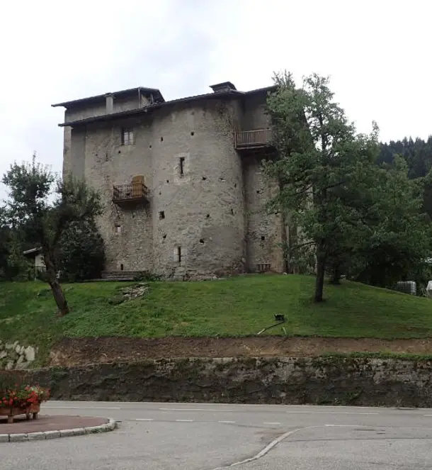 Foto von Starkes Haus von Bieux zählt - POP Plateforme Ouverte du Patrimoine / Base Mérimée - © Ministère de la Culture (France), Direction régionale des Affaires Culturelles de Auvergne-Rhône-Alpes – Tous droits réservés