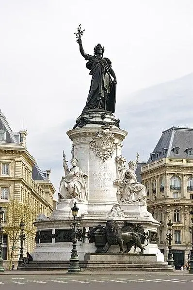 Foto von Republik Denkmal - Léopold Morice (1843–1920) Autres noms Leopold Mor - © Creative Commons (https://creativecommons.org/licenses/by-sa/4.0/deed.fr)