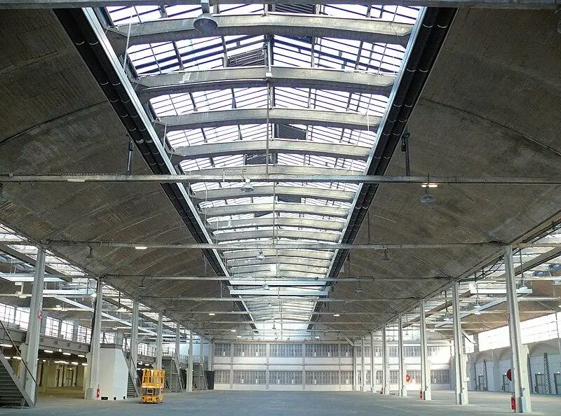 Photo de Halle des messageries de la Gare d'Austerlitz - MOSSOT - © Creative Commons (https://creativecommons.org/licenses/by-sa/4.0/deed.fr)