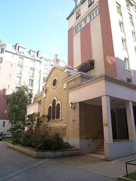 Foto von Stadt Souvenir, Saint-Yves-Kapelle - Jmgobet - © Creative Commons (https://creativecommons.org/licenses/by-sa/4.0/deed.fr)