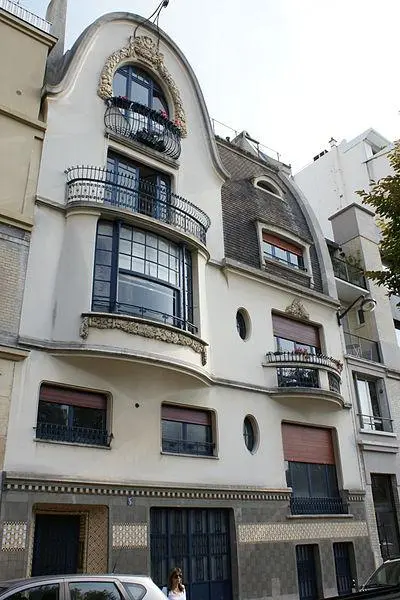 Picture of Building - Aih2 - © Creative Commons (https://creativecommons.org/licenses/by-sa/4.0/deed.fr)