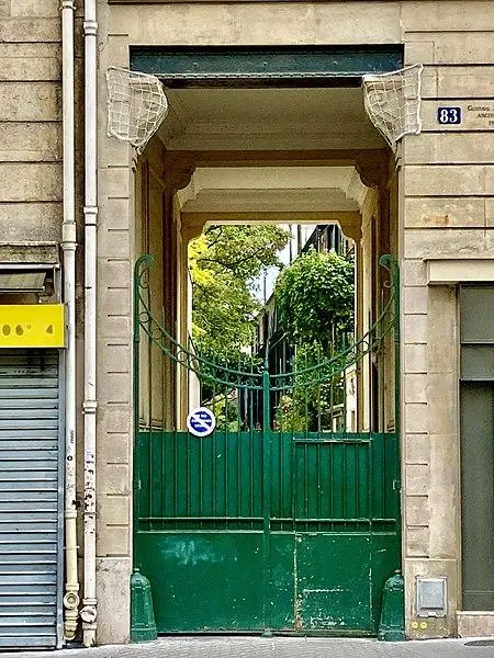 Picture of Building - Fanfwah - © Creative Commons (https://creativecommons.org/licenses/by-sa/4.0/deed.fr)
