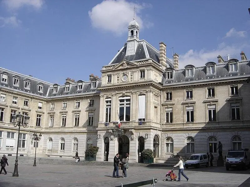 Foto von Rathaus des 15. Arrondissements - Auteur inconnu - © Creative Commons (https://creativecommons.org/licenses/by-sa/4.0/deed.fr)