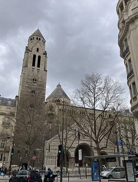 Foto von Saint-Pierre de Chaillot Kirche - Awinch1001 - © Creative Commons (https://creativecommons.org/licenses/by-sa/4.0/deed.fr)