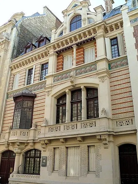 Foto von Old Mansion, derzeit berufliche High School für Haute Couture und Ästhetik - MOSSOT - © Creative Commons (https://creativecommons.org/licenses/by-sa/4.0/deed.fr)