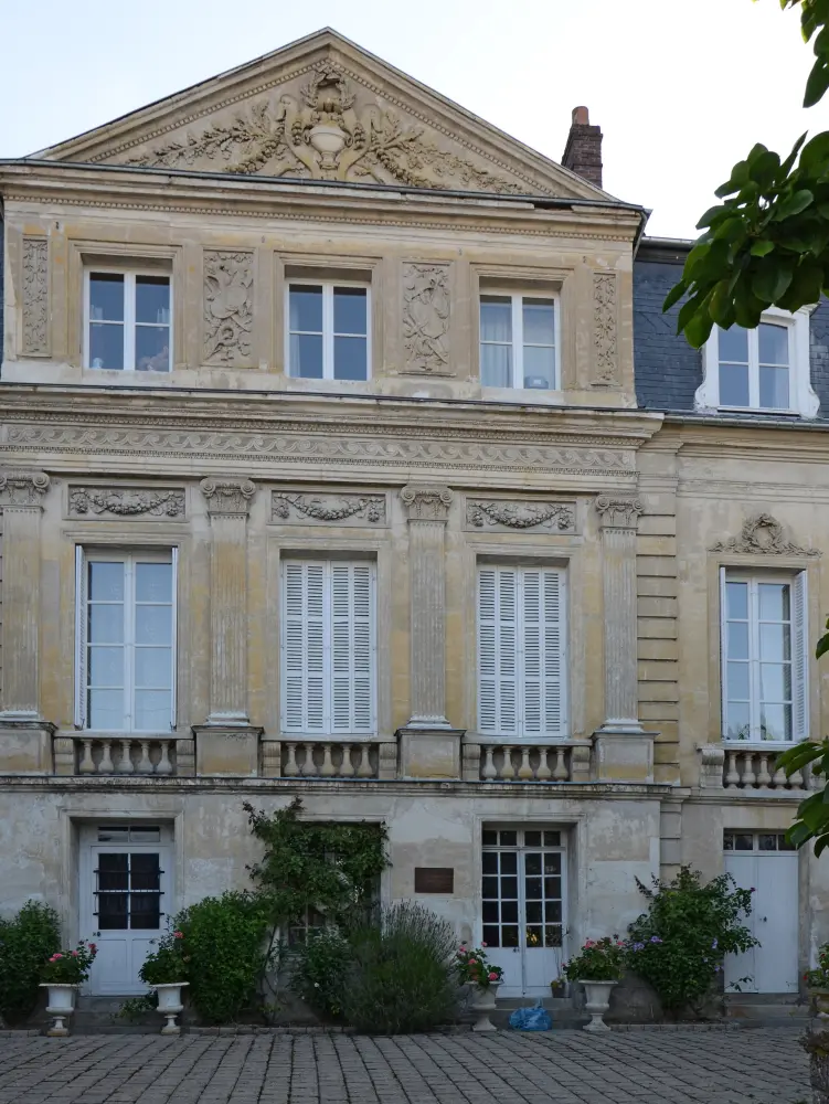 Foto di Resti - Sous licence Creative Commons (https://creativecommons.org/licenses/by-sa/4.0/deed.fr) - Par Pline - © Creative Commons (https://creativecommons.org/licenses/by-sa/4.0/deed.fr)
