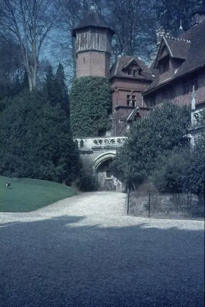 Picture of Castle - POP Plateforme Ouverte du Patrimoine / Base Mérimée - © Ministère de la Culture (France), Médiathèque du patrimoine et de la photographie, diffusion GrandPalaisRmn Photo
