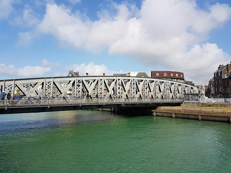 Picture of Colbert bridge - François Calvaresi - © Creative Commons (https://creativecommons.org/licenses/by-sa/4.0/deed.fr)