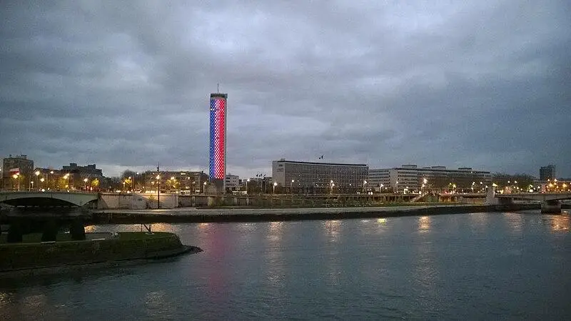 Foto von Hotel in der Seine-Maritime-Abteilung - Giogo - © Creative Commons (https://creativecommons.org/licenses/by-sa/4.0/deed.fr)