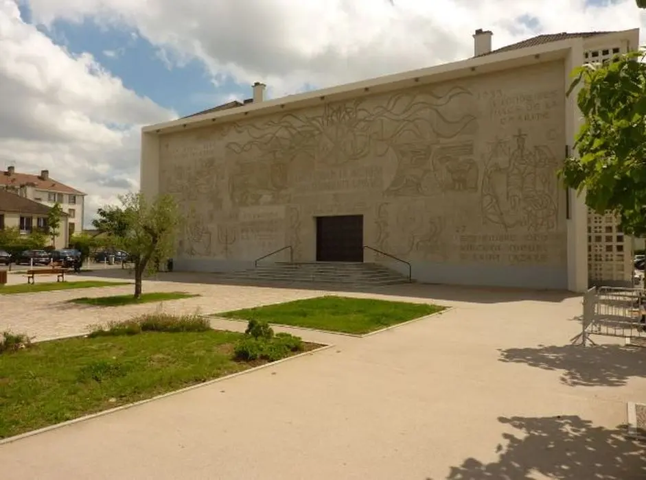 Foto di Chiesa di Saint-Vincent-De-Paul - POP Plateforme Ouverte du Patrimoine / Base Mérimée - © Ministère de la Culture (France), Direction Régionale des Affaires Culturelles d'Île-de-France – Tous droits réservés 