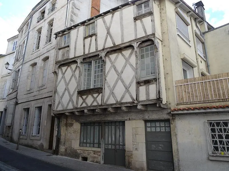 Foto von TAMUMONT Hotel - Antoine.gacioch - © Creative Commons (https://creativecommons.org/licenses/by-sa/4.0/deed.fr)
