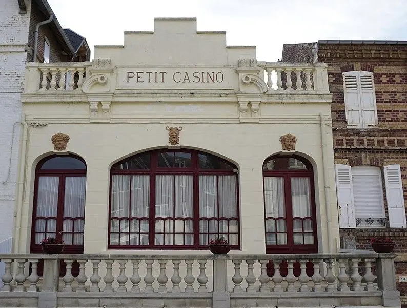 Foto von Kleines Casino von Onival - WvdMoolen - © Creative Commons (https://creativecommons.org/licenses/by-sa/4.0/deed.fr)