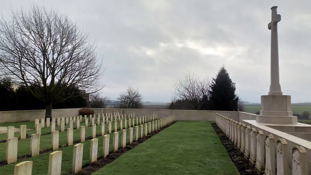 Foto de Cementerio británico - Sous licence Creative Commons (https://creativecommons.org/licenses/by-sa/4.0/deed.fr) - Par Ybroc - © Creative Commons (https://creativecommons.org/licenses/by-sa/4.0/deed.fr)