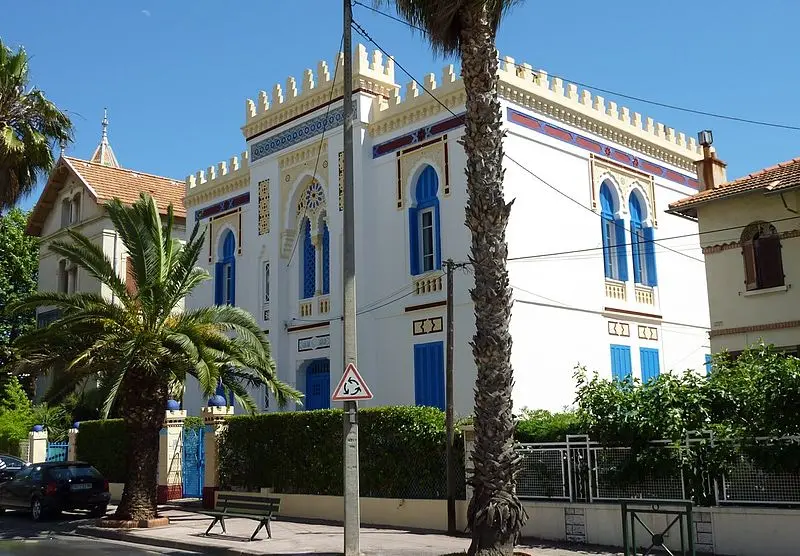 Foto di Villa tunisina - JosVdV - © Creative Commons (https://creativecommons.org/licenses/by-sa/4.0/deed.fr)
