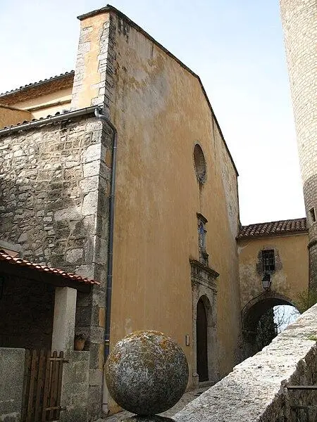 Foto di Chiesa parrocchiale di Saint-Martin - SombreSanglier - © Creative Commons (https://creativecommons.org/licenses/by-sa/4.0/deed.fr)