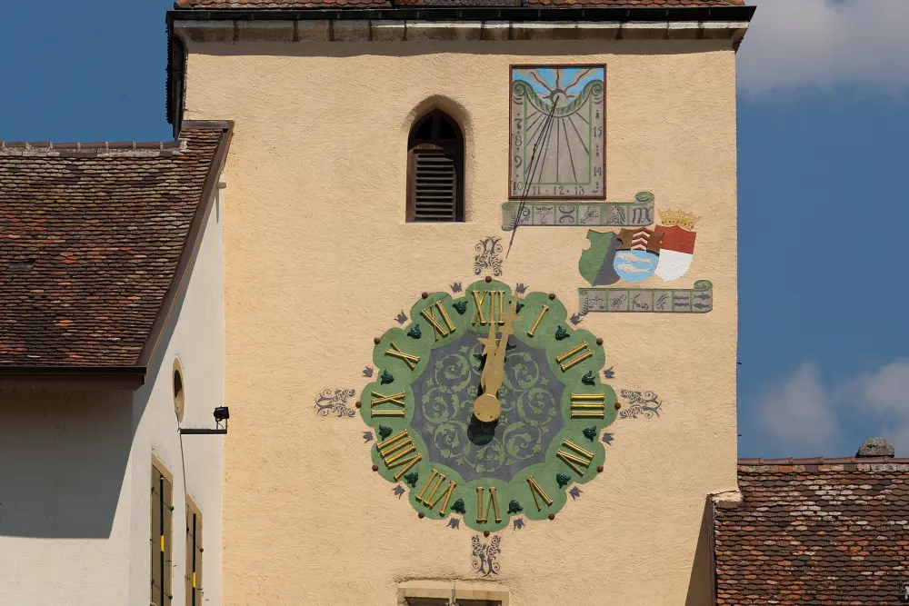 Foto di Orologio - Sous licence Creative Commons (https://creativecommons.org/licenses/by-sa/4.0/deed.fr) - Par Roland Zumbuehl - © Creative Commons (https://creativecommons.org/licenses/by-sa/4.0/deed.fr)