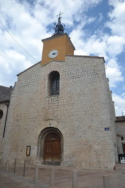 Picture of Saint-Pierre parish church - Marianne Casamance - © Creative Commons (https://creativecommons.org/licenses/by-sa/4.0/deed.fr)