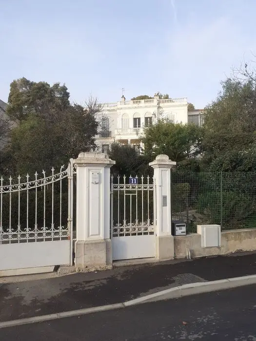 Foto di Casa conosciuta come "Villa la preferita" - POP Plateforme Ouverte du Patrimoine / Base Mérimée - © Ministère de la Culture (France), Médiathèque du patrimoine et de la photographie, diffusion GrandPalaisRmn Photo