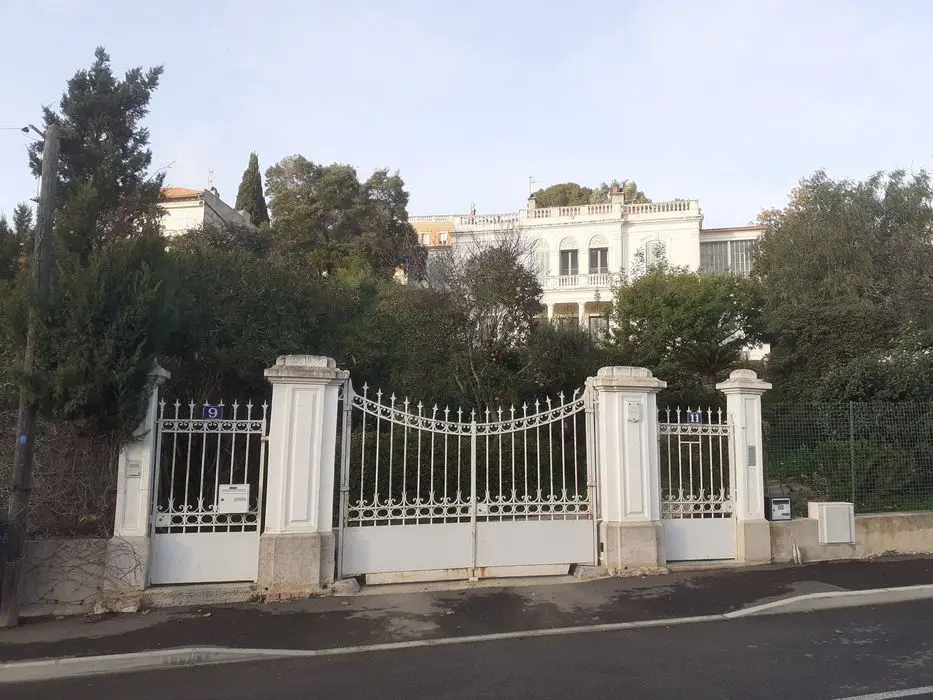 Foto di Casa conosciuta come "Villa la preferita" - POP Plateforme Ouverte du Patrimoine / Base Mérimée - © Ministère de la Culture (France), Médiathèque du patrimoine et de la photographie, diffusion GrandPalaisRmn Photo