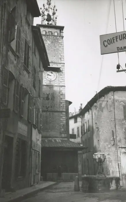 Foto di Orologio - POP Plateforme Ouverte du Patrimoine / Base Mérimée - © Ministère de la Culture (France), Médiathèque du patrimoine et de la photographie, tous droits réservés