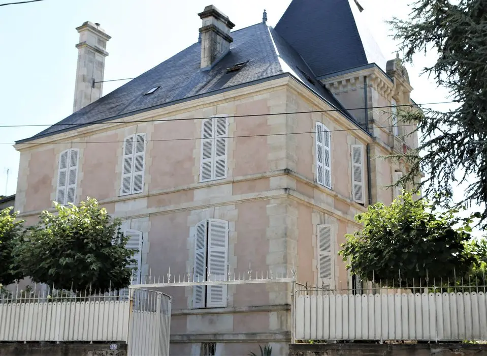 Foto de Casa del pintor Félix Lionnet - POP Plateforme Ouverte du Patrimoine / Base Mérimée - © Ministère de la Culture (France), Conservation des antiquités et des objets d’art de Vendée - Tous droits réservés