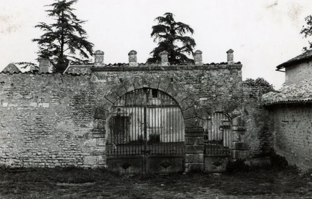 Picture of Logis de la Tiffanelière - POP Plateforme Ouverte du Patrimoine / Base Mérimée - © Ministère de la Culture (France), Médiathèque du patrimoine et de la photographie, tous droits réservés