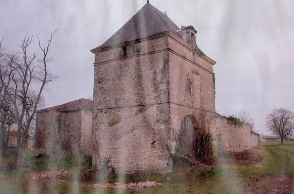 Picture of Château de la Bournalière - POP Plateforme Ouverte du Patrimoine / Base Mérimée - © Ministère de la Culture (France), Médiathèque du patrimoine et de la photographie, tous droits réservés