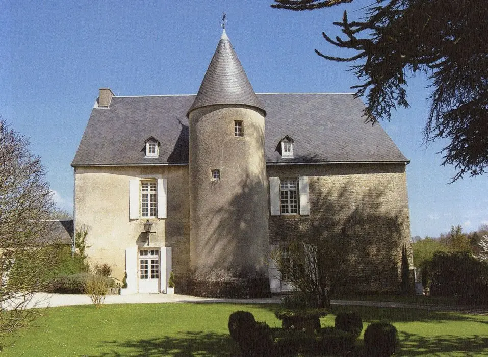 Foto von Schloss - POP Plateforme Ouverte du Patrimoine / Base Mérimée - © Ministère de la Culture (France), Médiathèque du patrimoine et de la photographie, tous droits réservés
